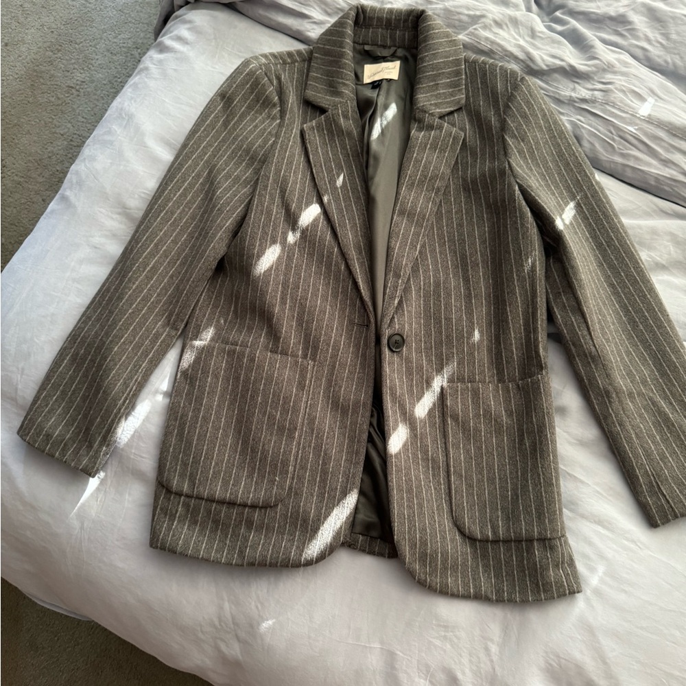 Universal thread (target brand) oversized coat blazer